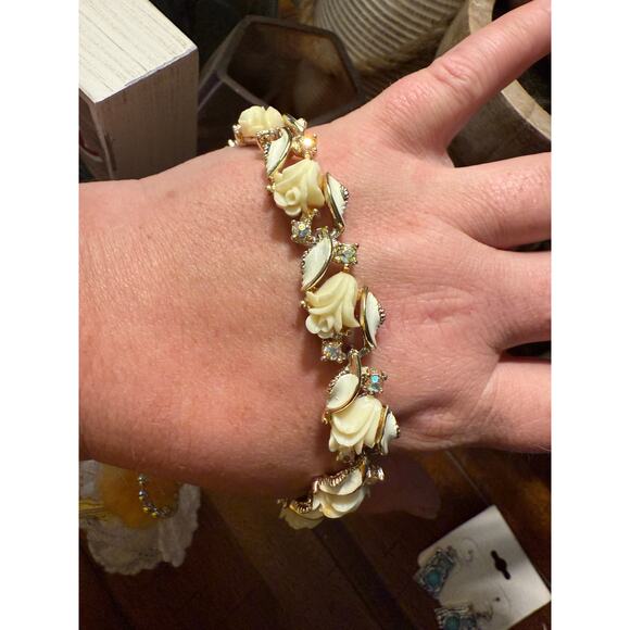 mid century Celluloid 
, Enamel & Aurora Borealis Rhinestone Vintage Bracelet - Picture 1 of 4